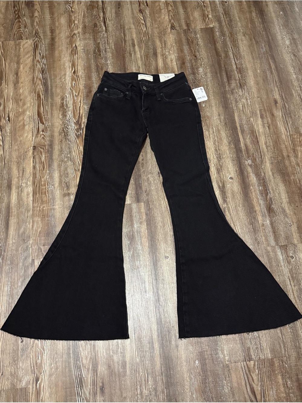 We The Free Emre Flare Jeans Women's 24 Raw Hem Low Rise Bell Bottom Black NWT